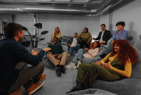 54% dos profissionais percebem que fatores ligados à diversidade influenciam negativamente sua carreira